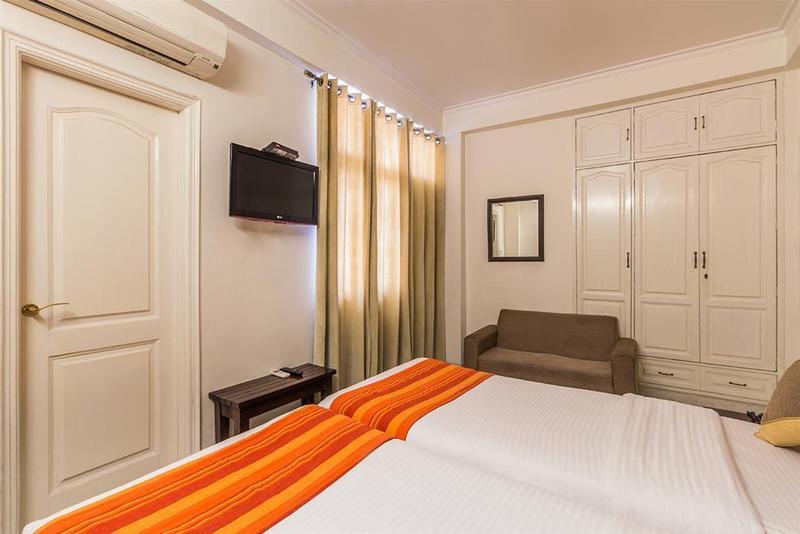 Mehra Residency At The Airport Hotell New Delhi Exteriör bild