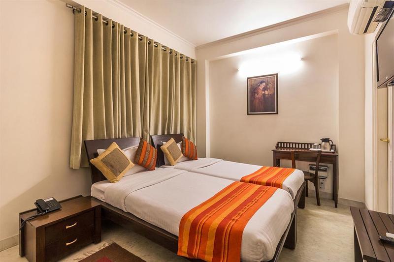 Mehra Residency At The Airport Hotell New Delhi Exteriör bild