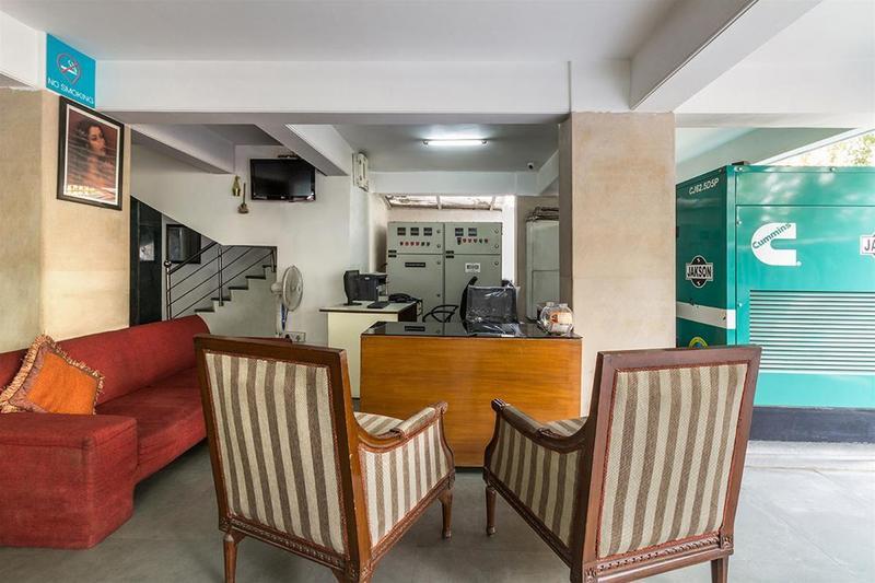 Mehra Residency At The Airport Hotell New Delhi Exteriör bild